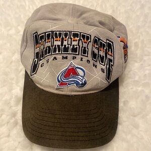 Vintage Colorado Avalanche 1996 Stanley Cup Champions Starter snapback hat